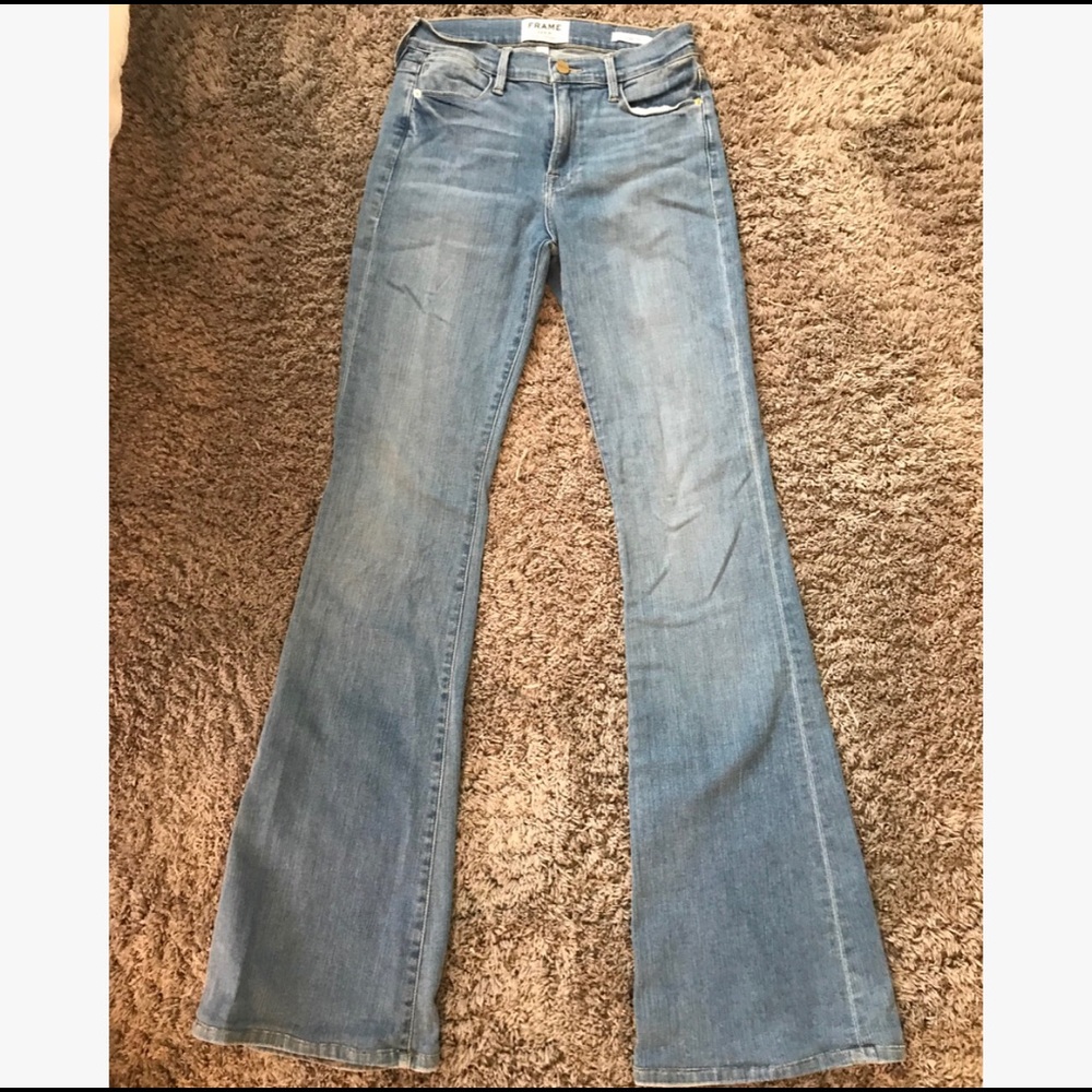 Frame Le High Flare Jean